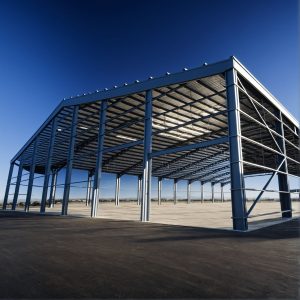 الهياكل الحديدية في المستودعات
